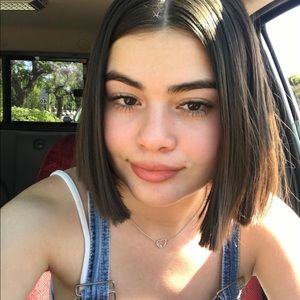 Meet your Posher, Marisol